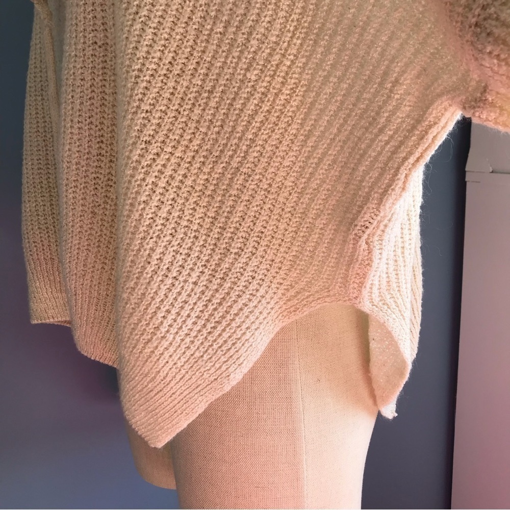Dreamers oversized cable knit cropped cream/beige lace up sweater - Picture 7 of 11